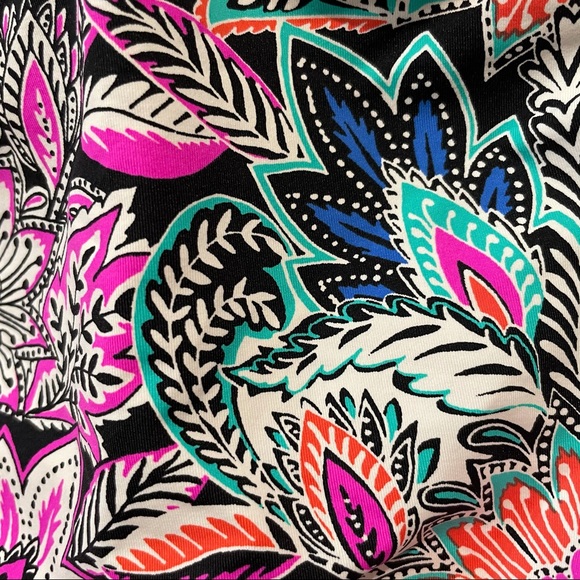 Leilani Beach House Lux Ruched Side Tankini Top in Vivid Floral Paisley Print - Picture 2 of 7